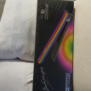 Royale Multicolor Hair Straightener